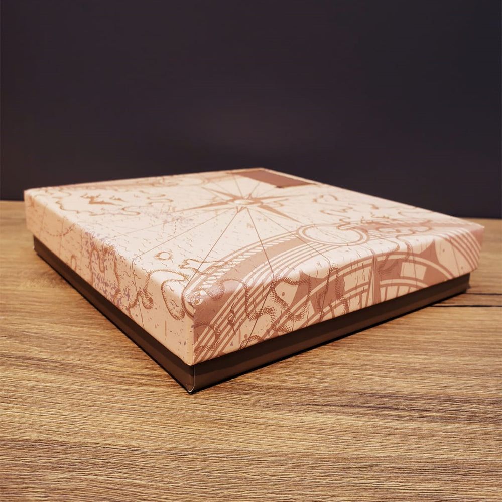 Kahverengi Pusula Tasarım Deri Defter Ve Siyah Kalem Seti