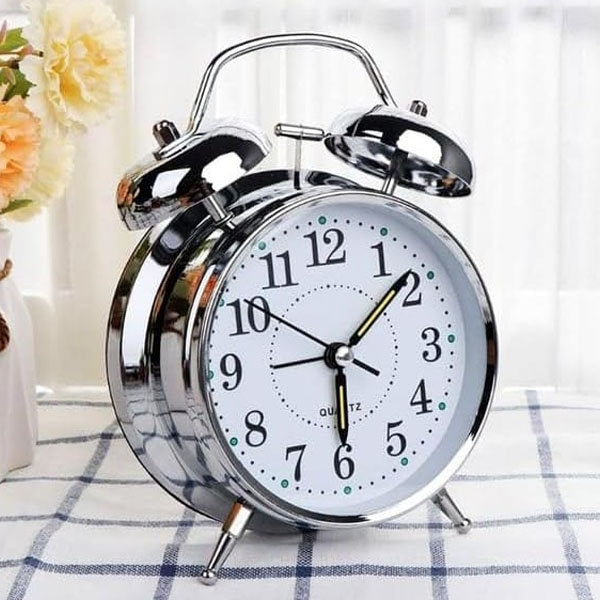 Gümüş Renk Metal Çalar Masa Saati