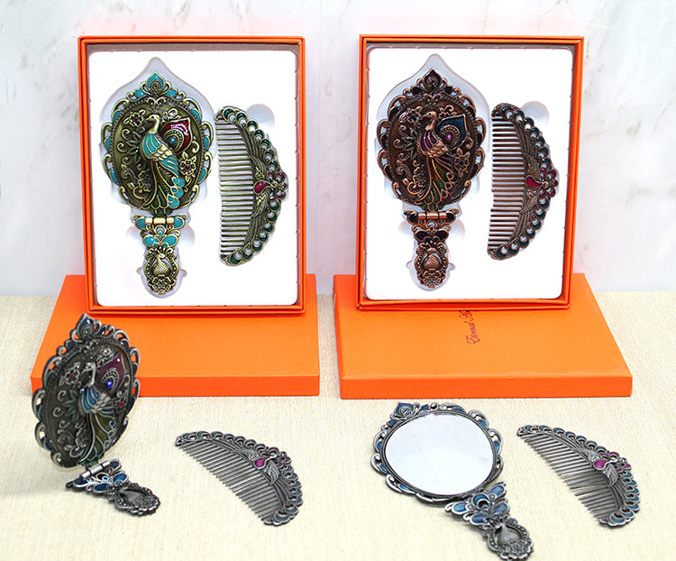 Tavuskuşu Katlanabilir Ayna Ve Tarak Seti Orta Boy