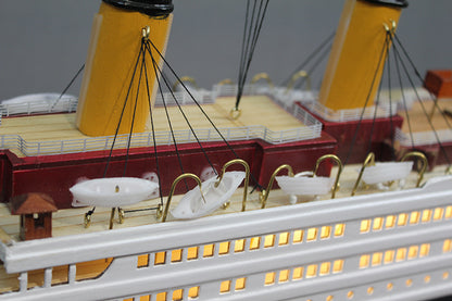 Ahşap Titanik Gemisi Ledli