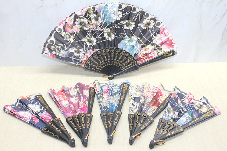 Plastik Çiçek Desenli Yelpaze