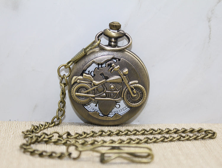 Motor Tasarımlı Köstekli Saat