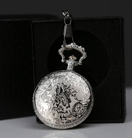 Özel Kutulu Türk Bayrağı Tasarımlı Gümüş Köstekli Saat