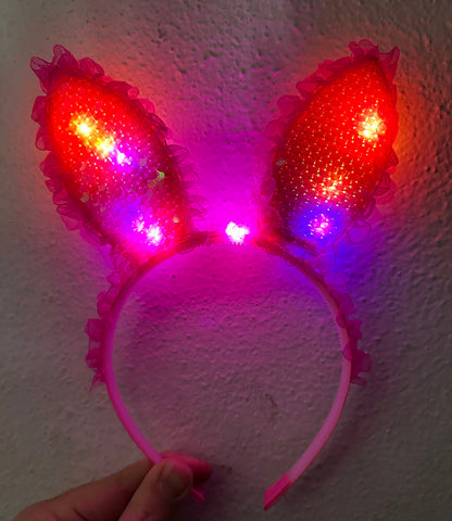 Fuşya Dantelli Işıklı Tavşan Kulak Taç